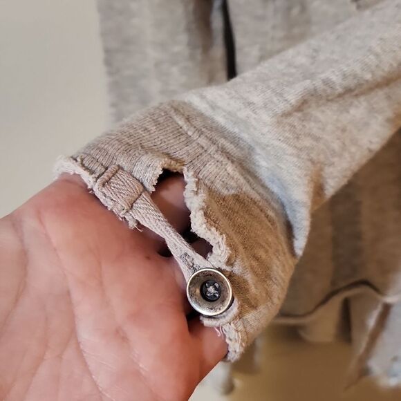 Free people small top jacket sweatshirt zipper up ruffle distressed grey - Picture 6 of 6